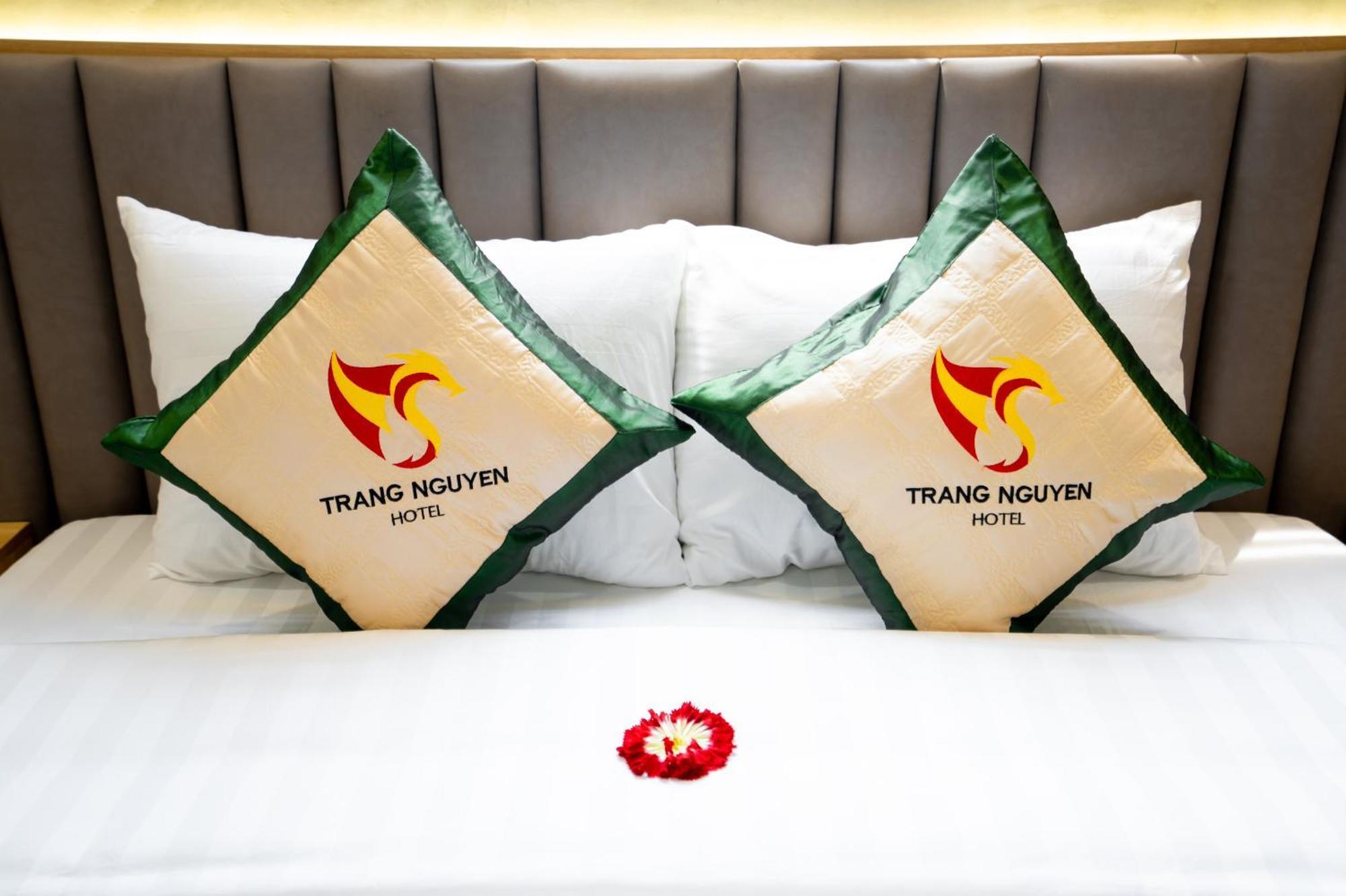 Trang Nguyen Hue Hotel Esterno foto